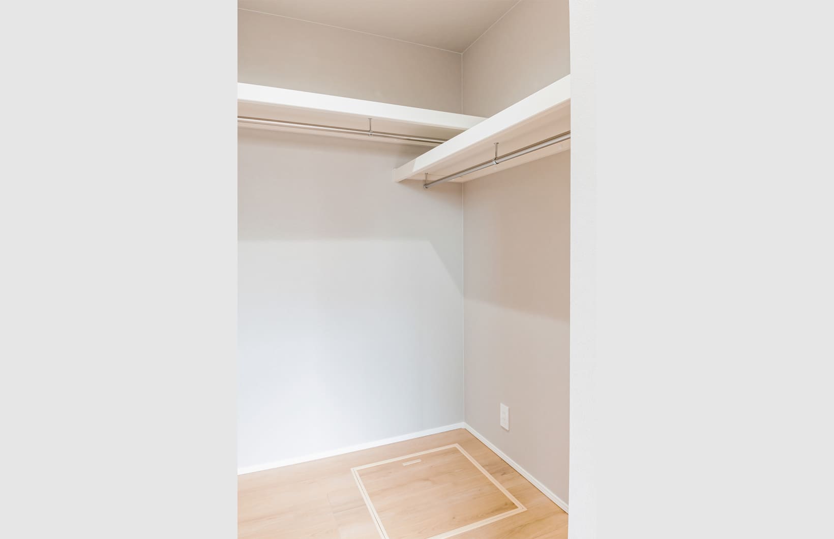 ミライフ列見の写真